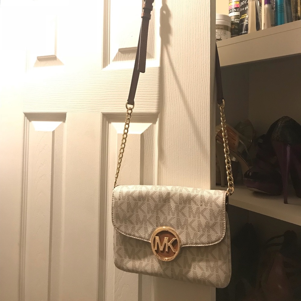 Michael Kors Signature Small Fulton Flap Crossbody